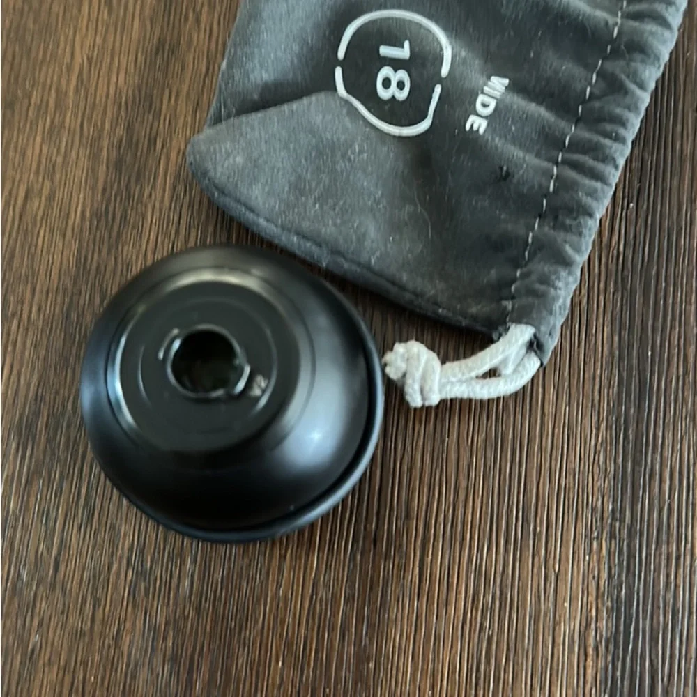 Moment wide angle lens iPhone attachment